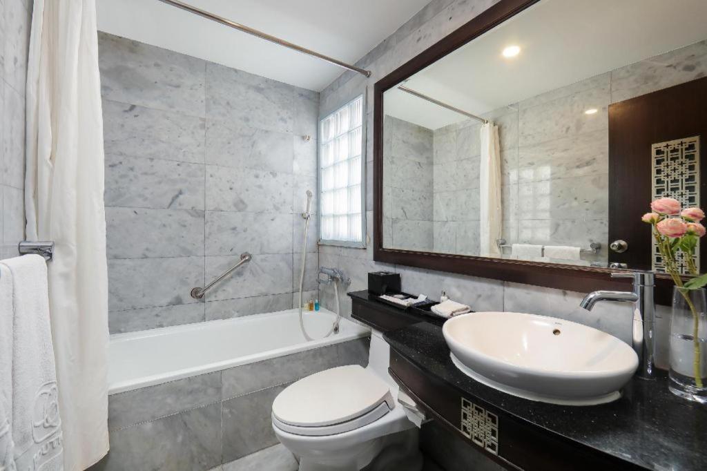 Church Boutique Hotel Hang Trong Hanoj Exteriér fotografie